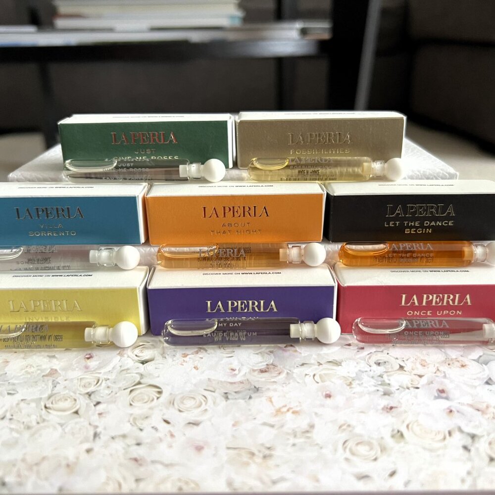 RARE! La Perla Beauty Set of 8 Fragrance Deluxe Minis